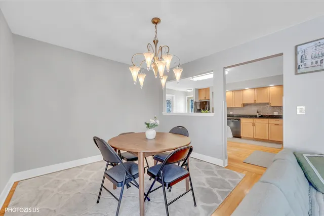 $525,000 | 1530 Miami Lane, Des Plaines, IL 60018