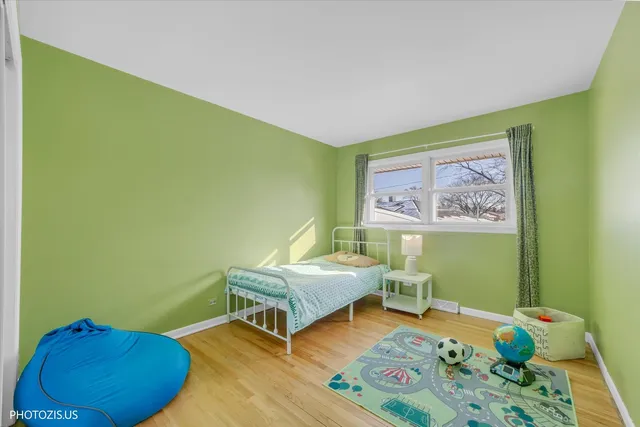 $525,000 | 1530 Miami Lane, Des Plaines, IL 60018