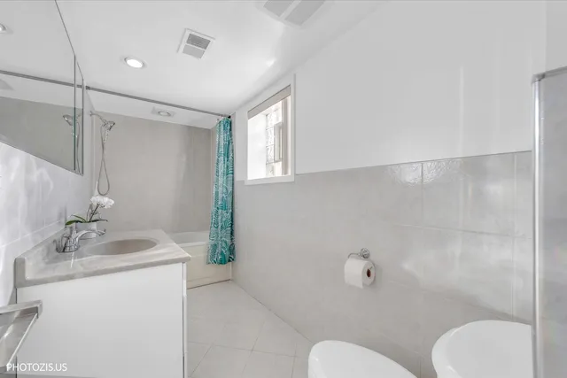 $525,000 | 1530 Miami Lane, Des Plaines, IL 60018