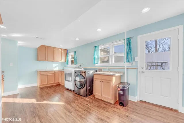 $525,000 | 1530 Miami Lane, Des Plaines, IL 60018