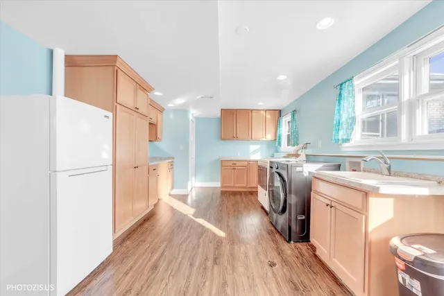 $525,000 | 1530 Miami Lane, Des Plaines, IL 60018