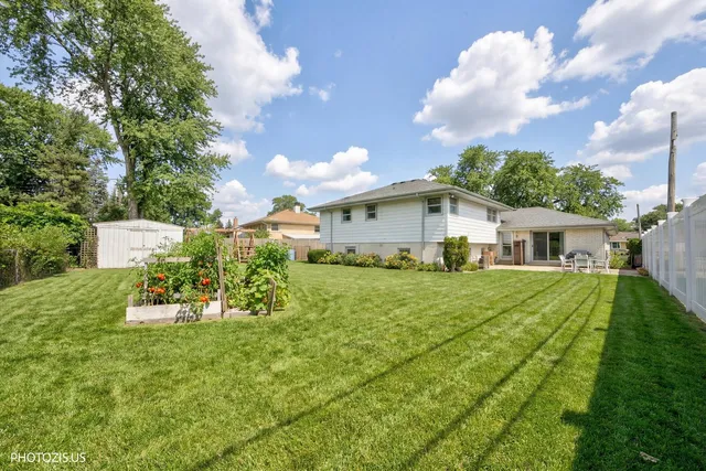 $525,000 | 1530 Miami Lane, Des Plaines, IL 60018