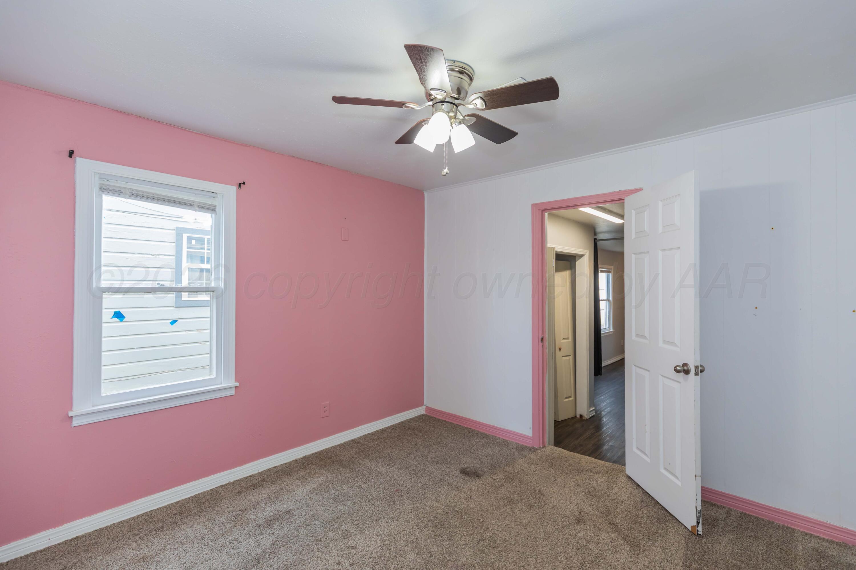 4110 South Lipscomb Street Amarillo, TX 79110 - Photo 23 of 36 BEDROOM 3 VIEW 1