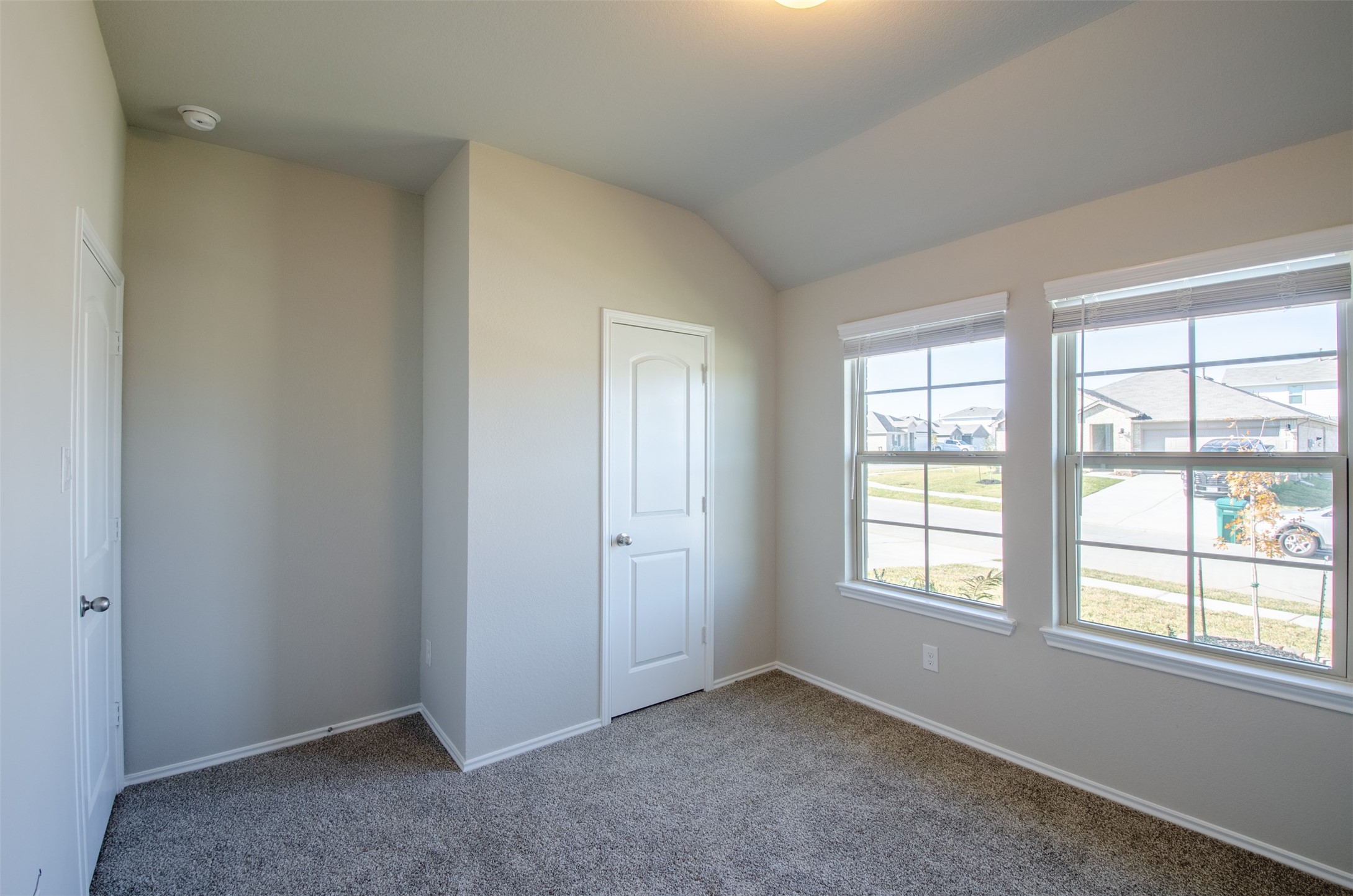 13966 Fort Ward Way Conroe, TX 77384 - Photo 7 of 33