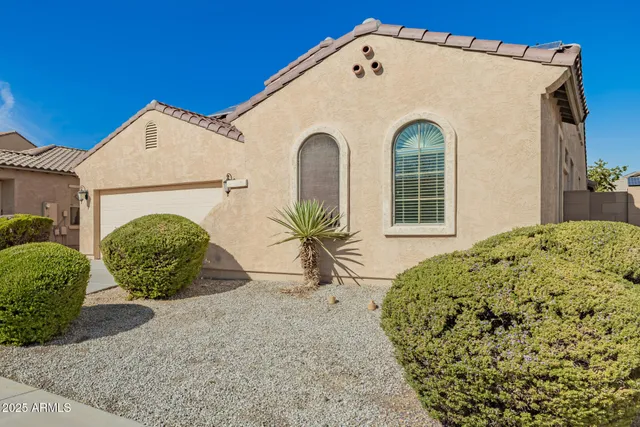 a view of a house with a outdoor space