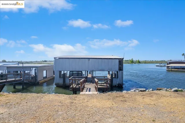 a view of a lake with houses