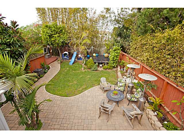 576 Hermes Avenue Encinitas, CA 92024 - Photo 19 of 19 a backyard of a house with seating space
