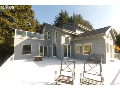 62220 Crown Point Road Coos Bay, OR 97420 - Photo 4 of 29
