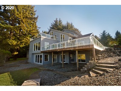 62220 Crown Point Road Coos Bay, OR 97420 - Photo 6 of 29