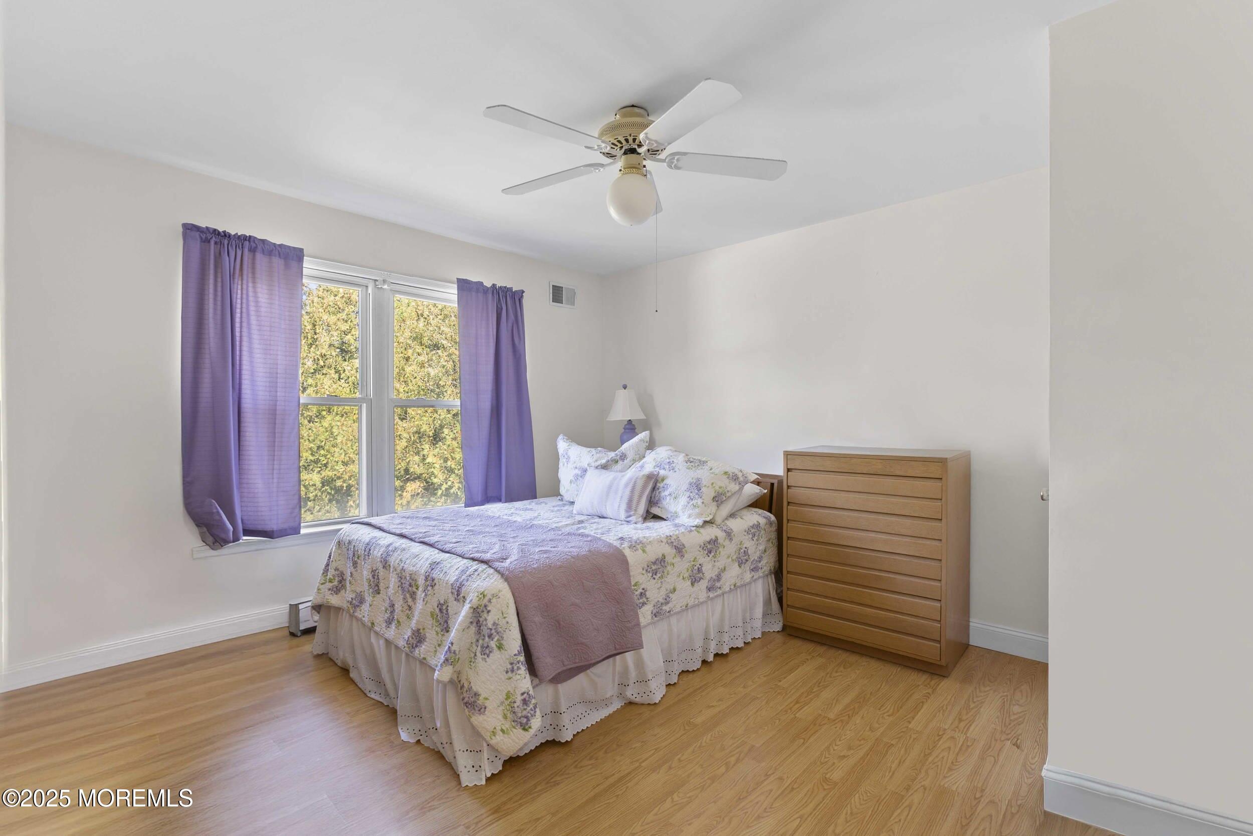 49 Davids Lane Howell, NJ 07731 - Photo 23 of 30 BR-4