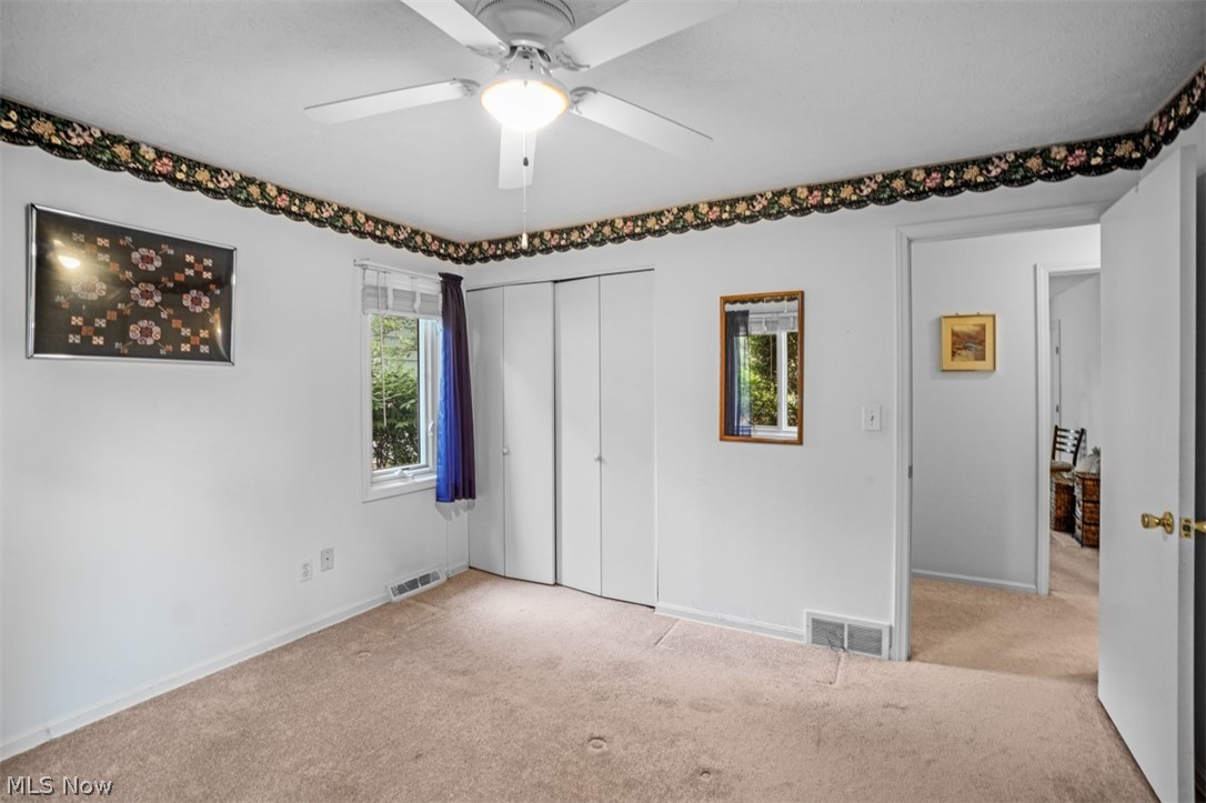 1897 Winchester Road Cleveland, OH 44124 - Photo 30 of 39 Gallery Image 30
