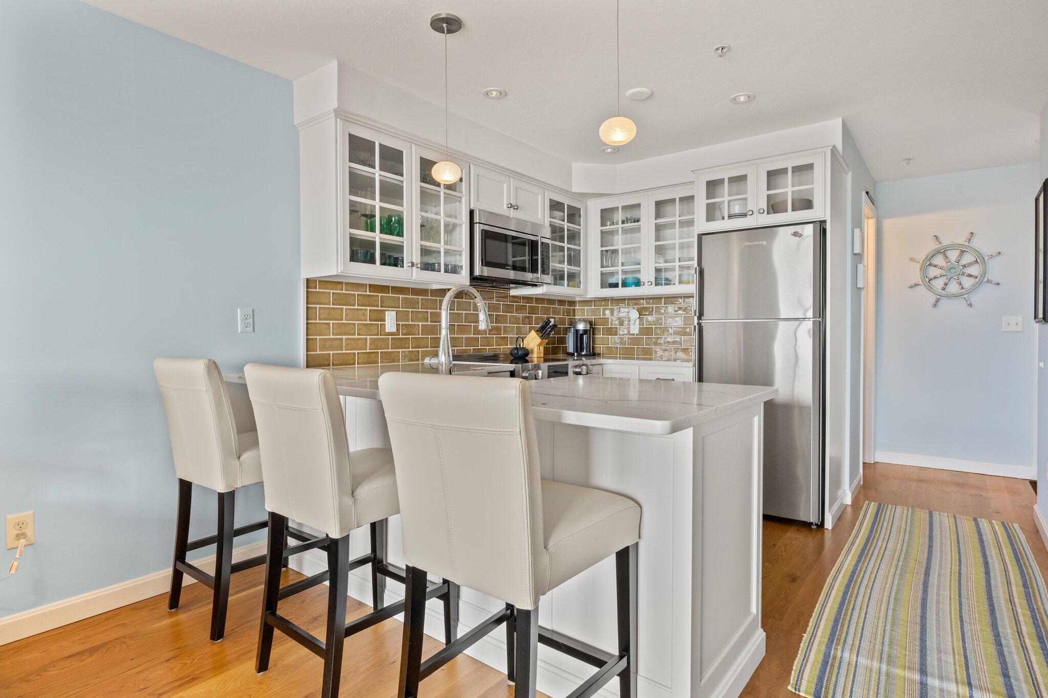 482 Shore Road, Unit 10 Truro, MA 02666 - Photo 8 of 25 9-web-or-mls-482-shore-rd