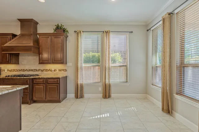 $3,950 | 166 Lindenberry Circle, Tomball, TX 77375