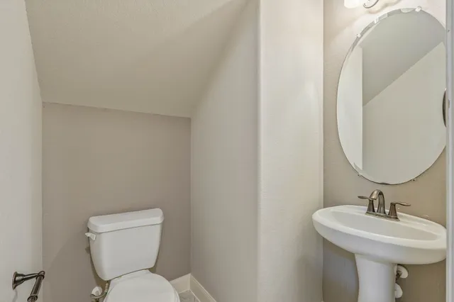 $3,950 | 166 Lindenberry Circle, Tomball, TX 77375