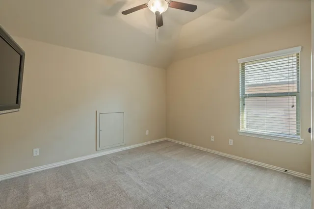 $3,950 | 166 Lindenberry Circle, Tomball, TX 77375