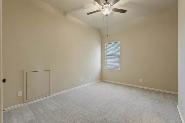 $3,950 | 166 Lindenberry Circle, Tomball, TX 77375