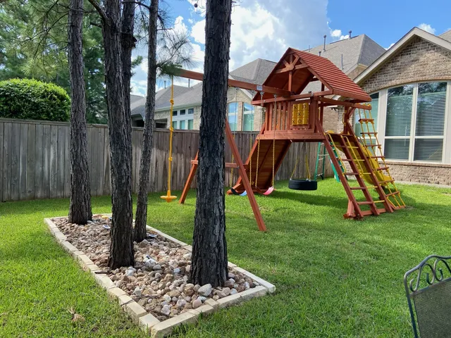 $3,950 | 166 Lindenberry Circle, Tomball, TX 77375