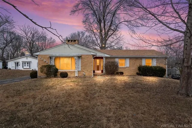 $190,000 | 1104 West 27th Street South, Independence, MO 64052