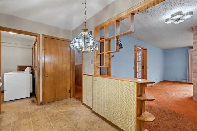 $190,000 | 1104 West 27th Street South, Independence, MO 64052