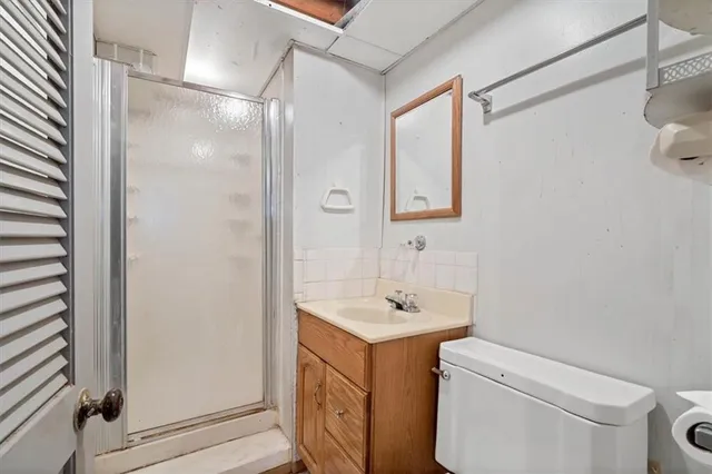 $190,000 | 1104 West 27th Street South, Independence, MO 64052