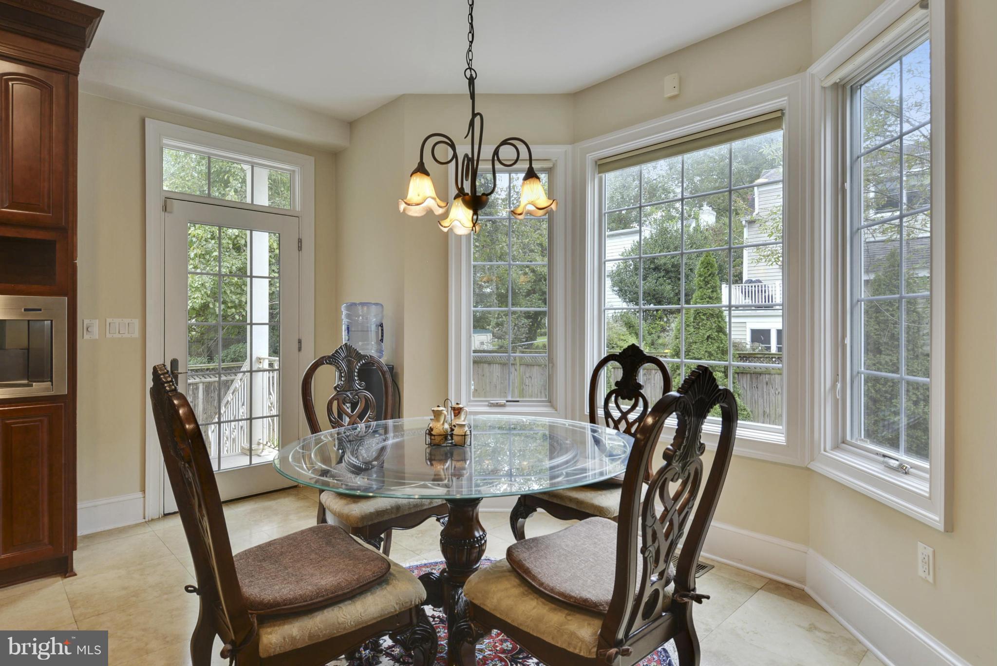 5610 Greentree Road Bethesda, MD 20817 - Photo 8 of 29 Kitchen