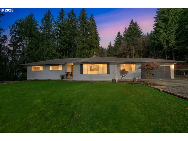 $799,900 | 9315 Southeast Kingswood Way, Damascus, OR 97089