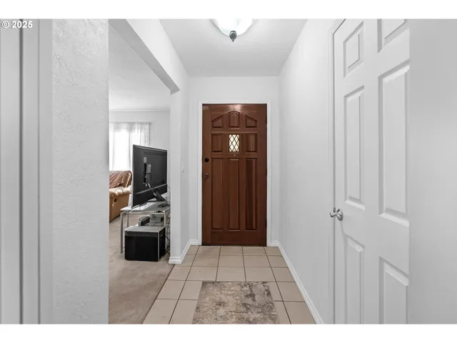 $799,900 | 9315 Southeast Kingswood Way, Damascus, OR 97089