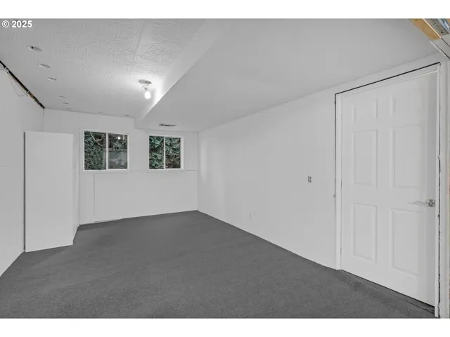 $799,900 | 9315 Southeast Kingswood Way, Damascus, OR 97089