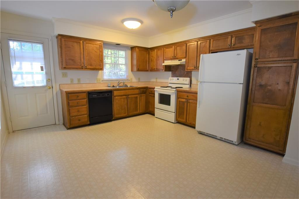 1816 Malone Road Burlington, NC 27215 - Photo 8 of 22 Gallery Image 8