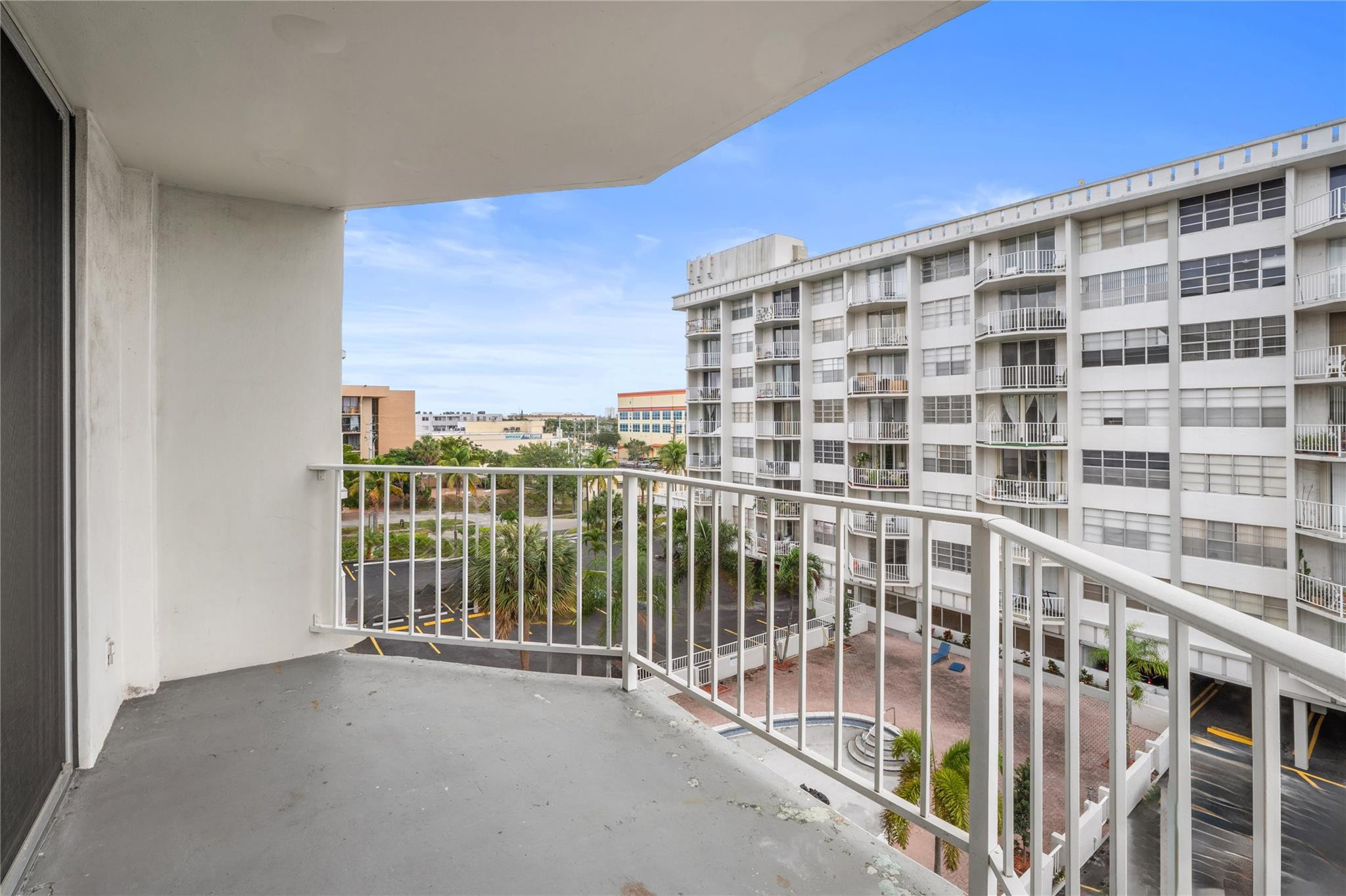 16740 Northeast 9th Avenue, Unit 508 Miami, FL 33162 - Photo 12 of 13 Photo 12