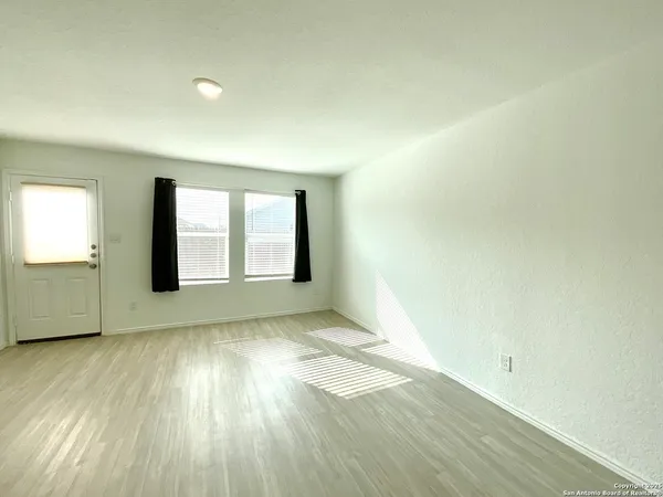 $1,475 | 6410 Kemper Place, San Antonio, TX 78220