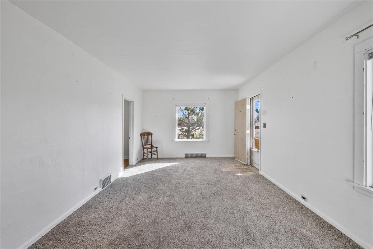102 West G Street Casper, WY 82601 - Photo 6 of 41