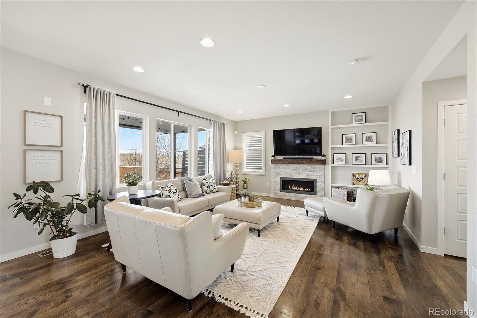 11127 Pastel Point Parker, CO 80134 - Photo 3 of 44