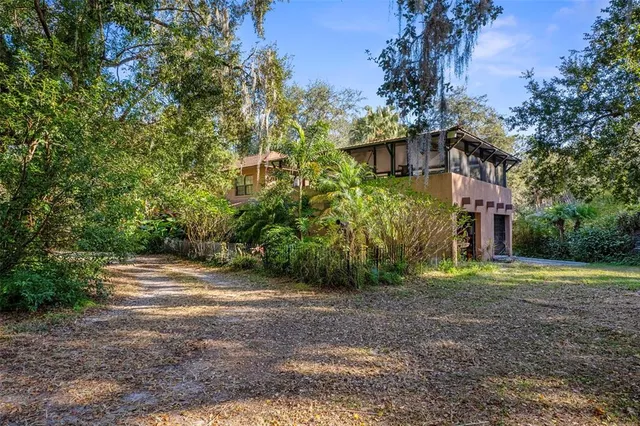 $1,900,000 | 27910 Debbie Road, Leesburg, FL 34748