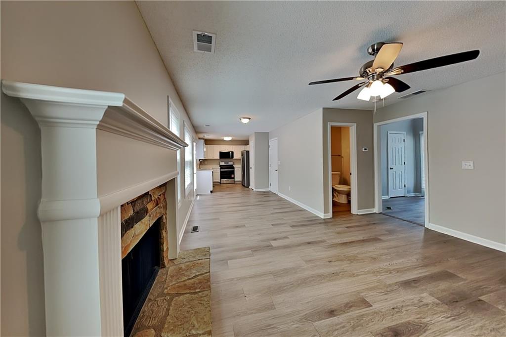 28 Greystone Ridge Hiram, GA 30141 - Photo 3 of 22