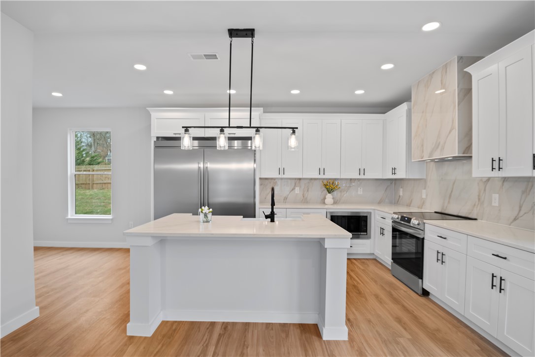 301 Front Street Easley, SC 29640 - Photo 3 of 46