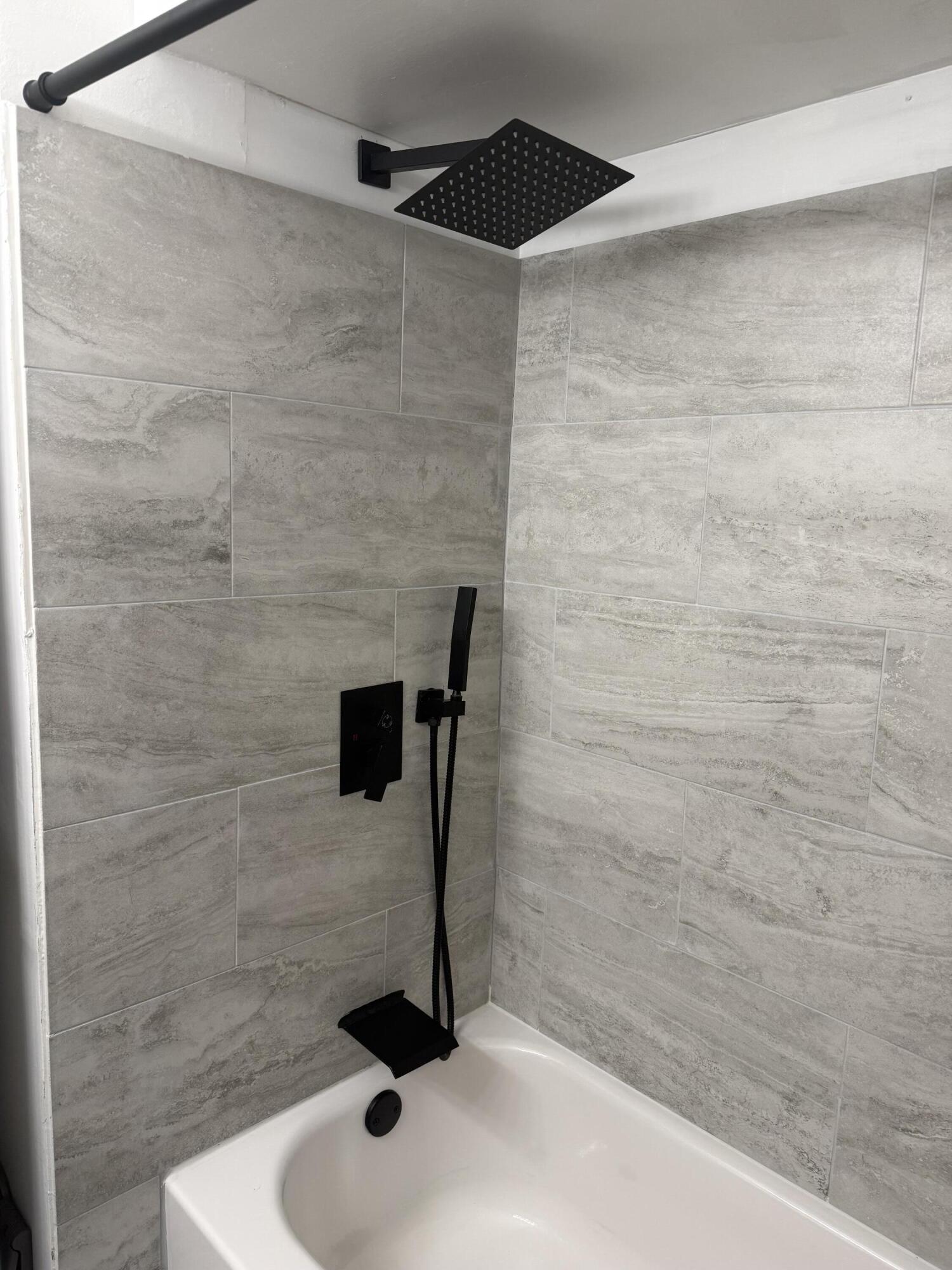 20240 Patton Street Detroit, MI 48219 - Photo 17 of 24 IMG_5195