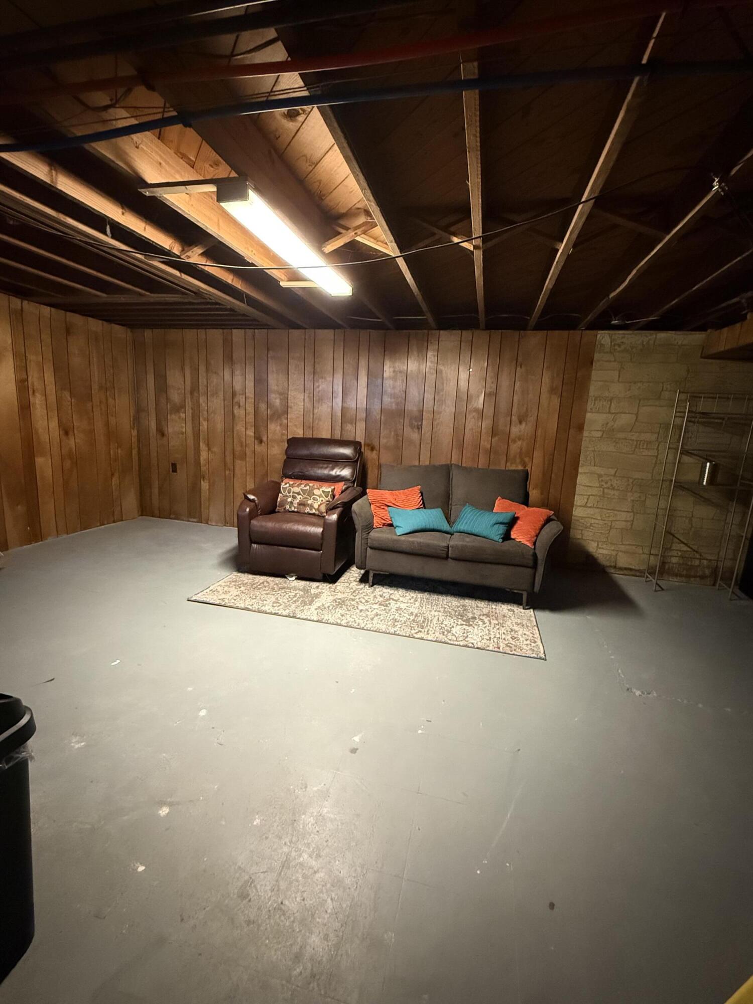 20240 Patton Street Detroit, MI 48219 - Photo 20 of 24 IMG_5224