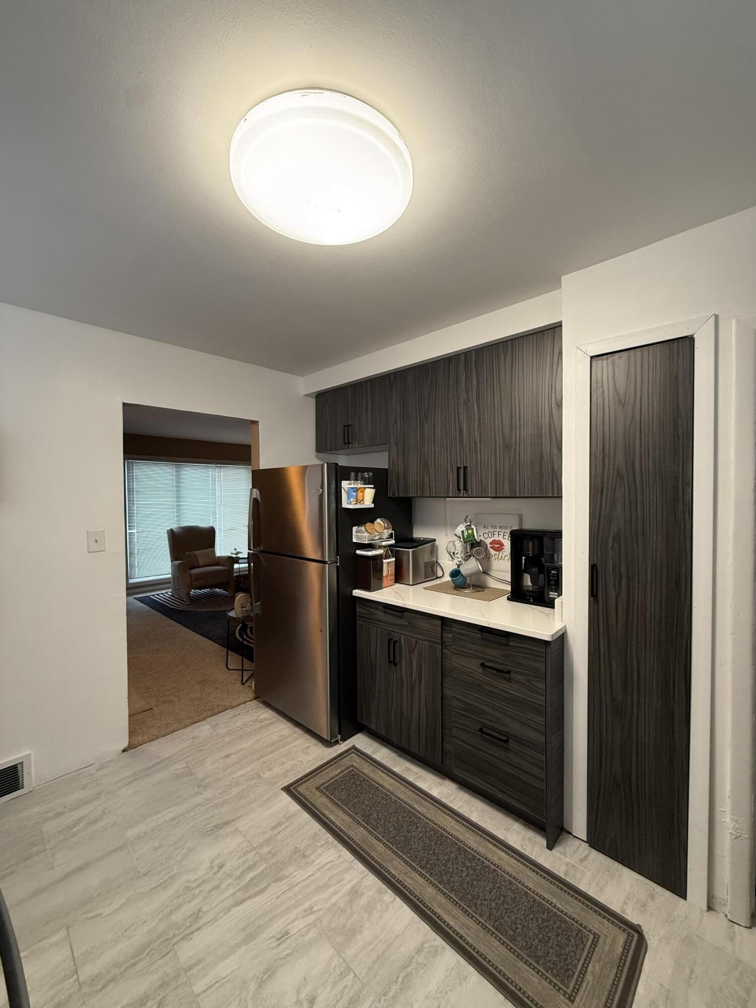 20240 Patton Street Detroit, MI 48219 - Photo 8 of 24 IMG_5218