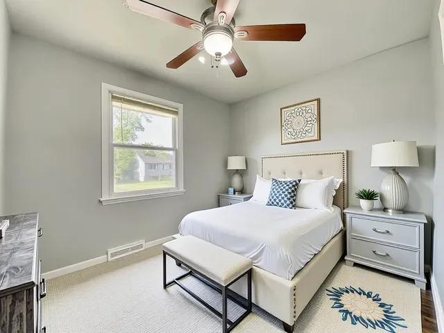 $204,000 | 3324 Laurel Lane, Hazel Crest, IL 60429