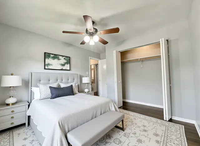 $204,000 | 3324 Laurel Lane, Hazel Crest, IL 60429