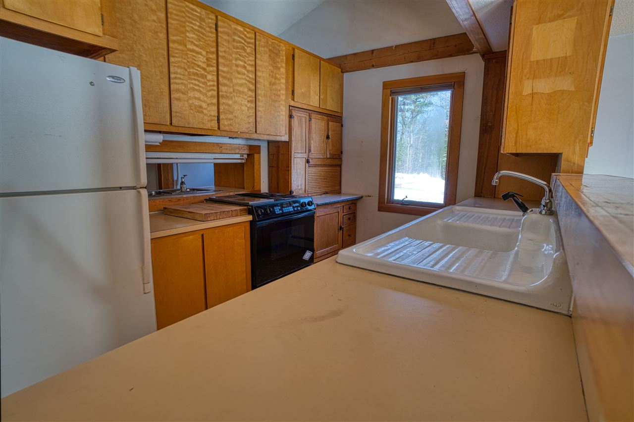549 Thorndike Pond Road Jaffrey, NH 03452 - Photo 4 of 35