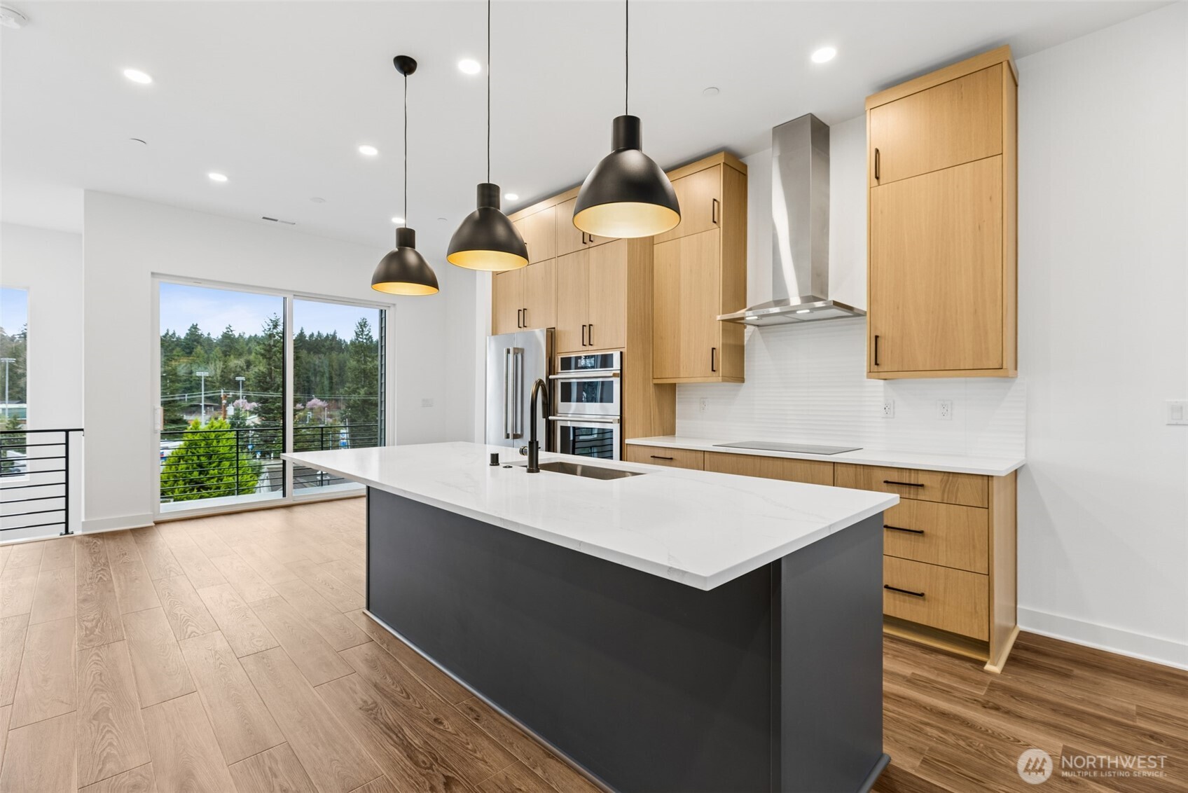 18805 99th Court Northeast, Unit D Bothell, WA 98011 - Photo 5 of 37