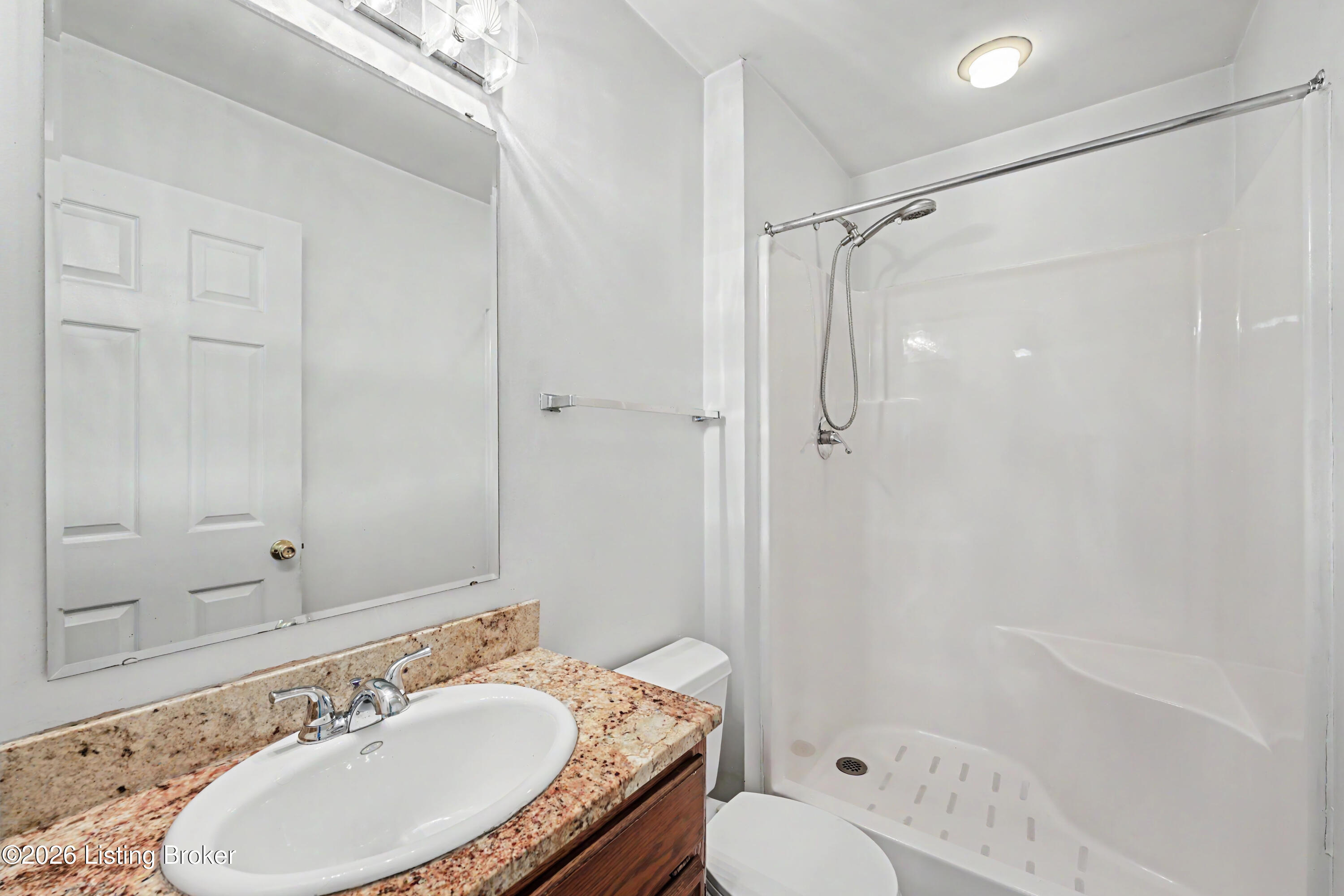 8911 Acushnet Road Louisville, KY 40242 - Photo 14 of 44 Primary Bathroom