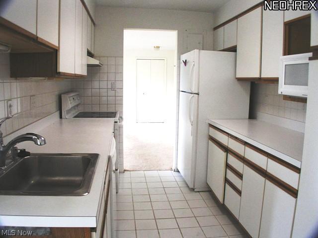 315 Solon Road, Unit 409 Chagrin Falls, OH 44022 - Photo 4 of 5