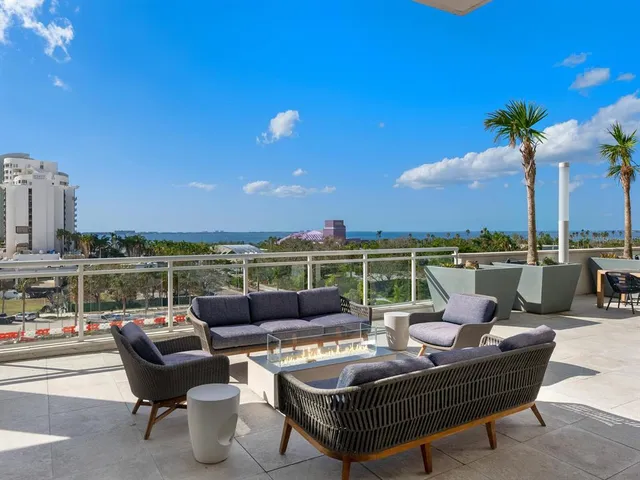 $4,500,000 | 540 North Tamiami Trail, Unit 1201, Sarasota, FL 34236