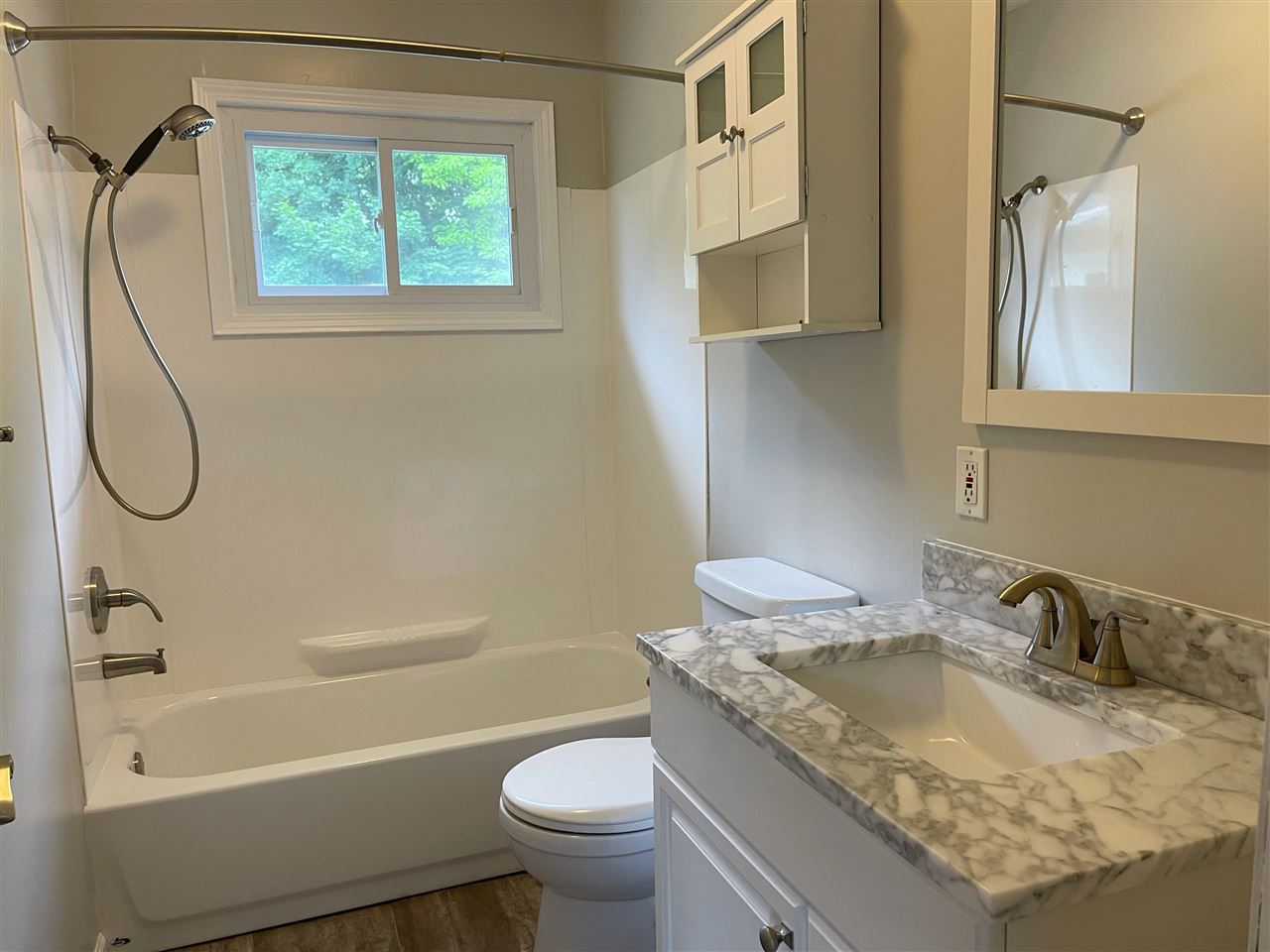 608 Neier Road Mount Pleasant, MI 48858 - Photo 9 of 12 1888833-8.JPG
