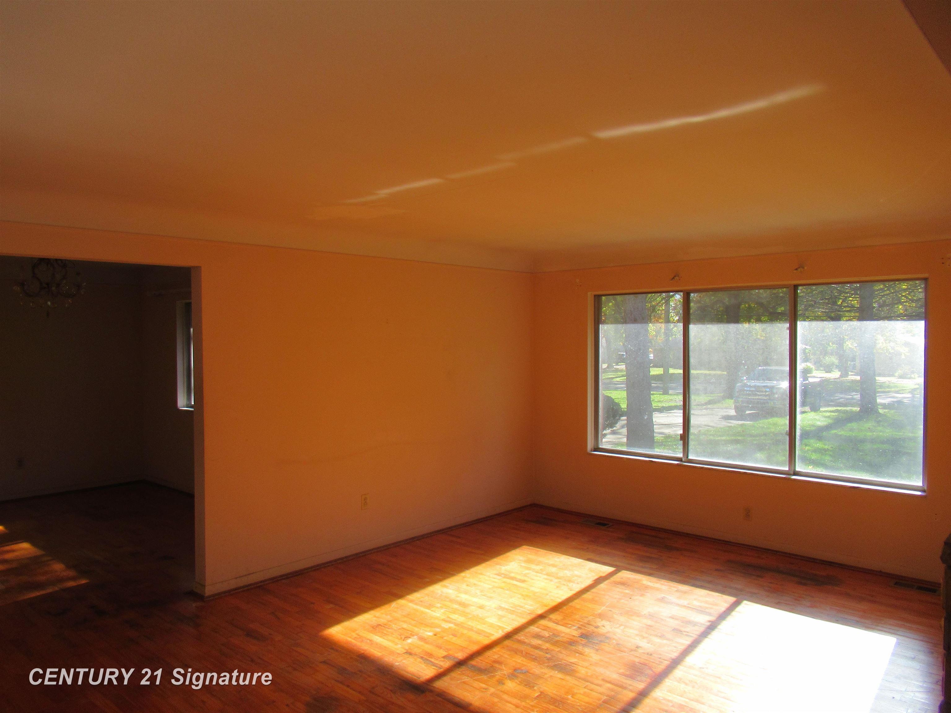 1525 Flushing Road Flushing, MI 48433 - Photo 5 of 39