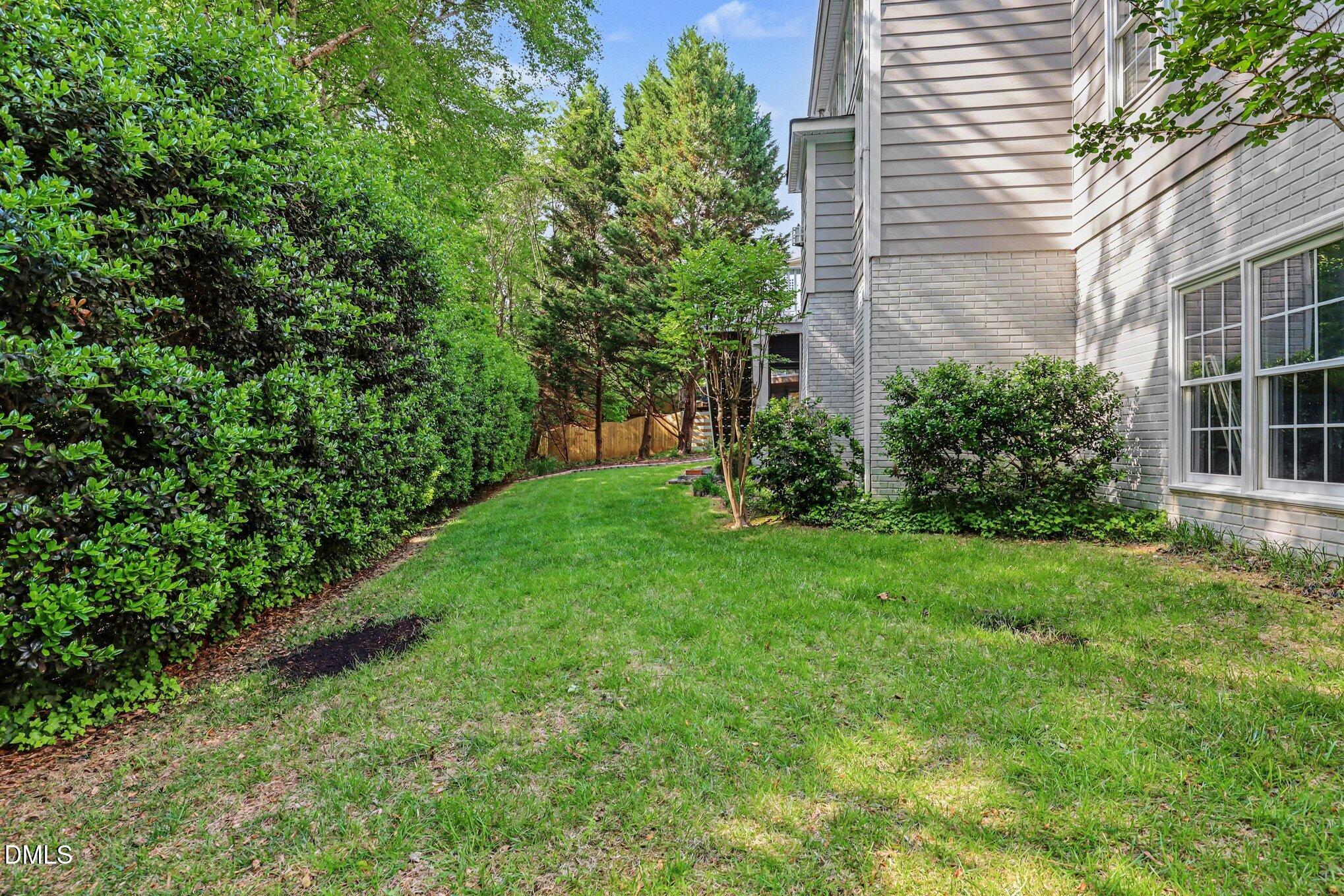 8101 Standing Stone Court Raleigh, NC 27613 - Photo 35 of 39 031_file_3634