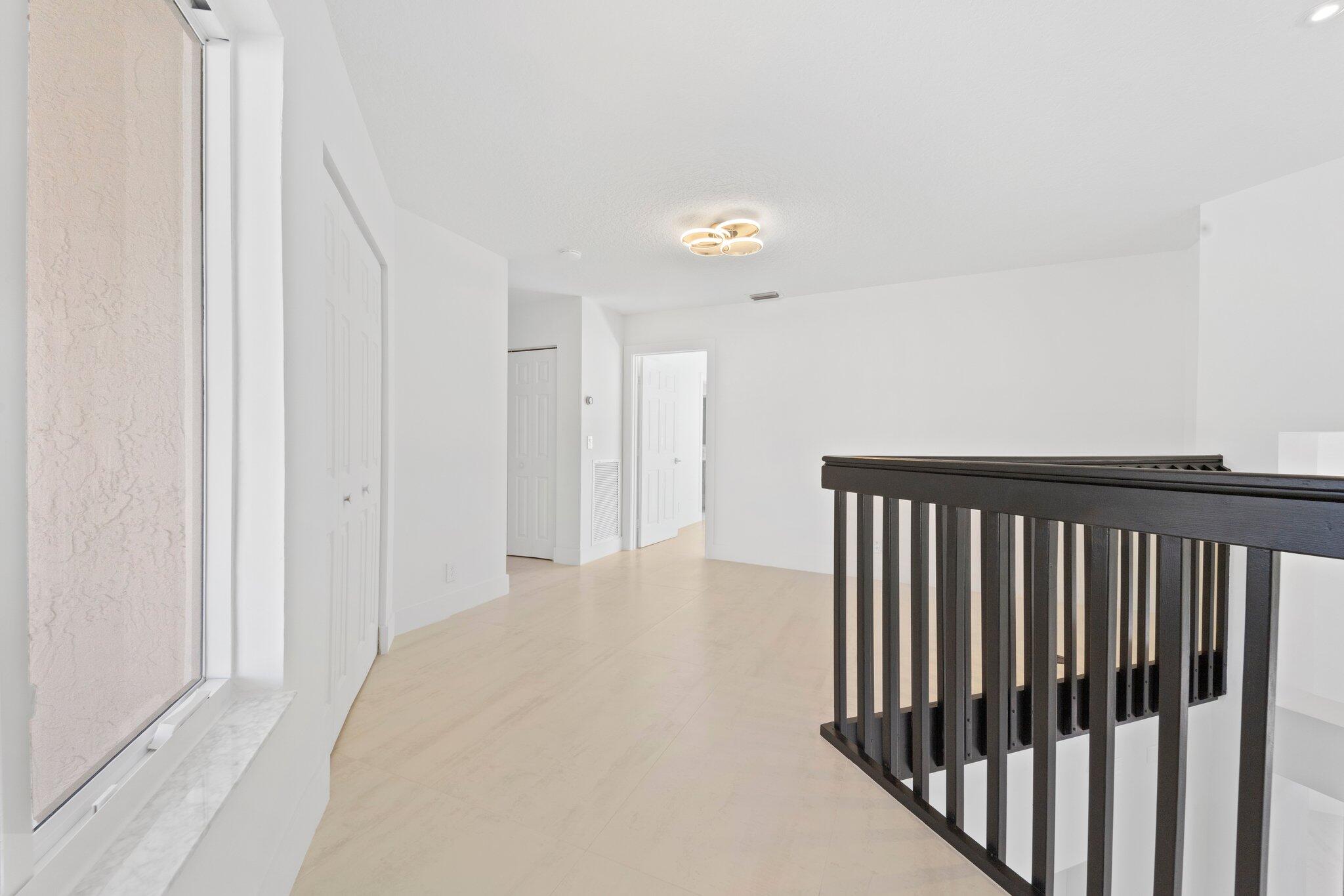 6438 Brava Way Boca Raton, FL 33433 - Photo 28 of 51 Loft